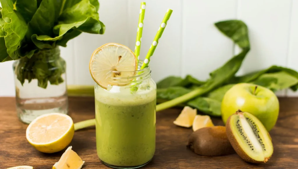 Vegan Moringa Mango Smoothie Super-Green Tropical Bliss