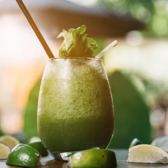 tropical green smoothie vegan