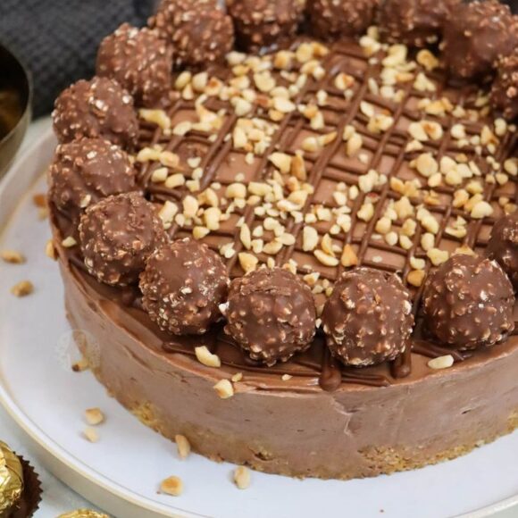 Ferrero Rocher Cheesecake