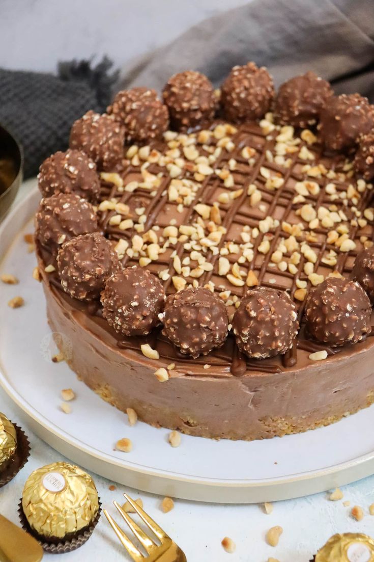 Ferrero Rocher Cheesecake